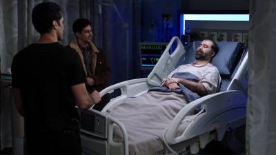 - Hey.
Mr. Mehti, how you feeling? - Chicago Med