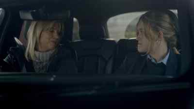 Hey, Mum.
Mm. - The Cuckoo