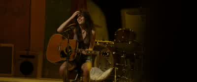 Hey. My name's Tracy. - Tracy! - Yeah! - Into the Wild