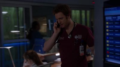 Hey, Nat, it's me. - Chicago Med