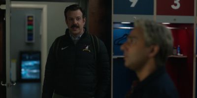 - Hey.
- Oh, my fucking God! - Ted Lasso