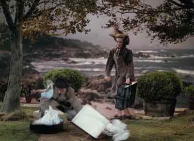 - Hey!
- Oh! Oh, my goodness! - Leave Her to Heaven