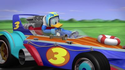       Hey! Out of my seat! - Mickey and the Roadster Racers