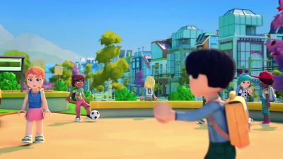 Hey! Over here, I'm open! - Lego Friends: The Next Chapter: New Beginnings