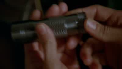 - Hey, Peter, will you turn out the lights? - Fringe