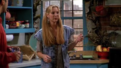 Hey pheebs you wanna help - Friends