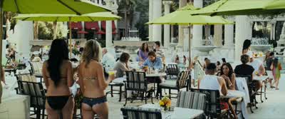 Hey, Phil, look. - The Hangover