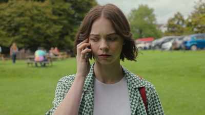 Hey, Pip. It's Naomi. - A Good Girl's Guide to Murder
