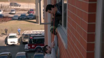 Hey, please. - Chicago Fire
