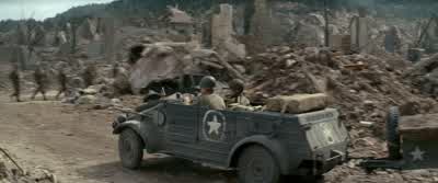 STOKES: Hey, private. - The Monuments Men