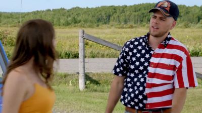 Hey put some fuckin' clothes on cousin - Letterkenny