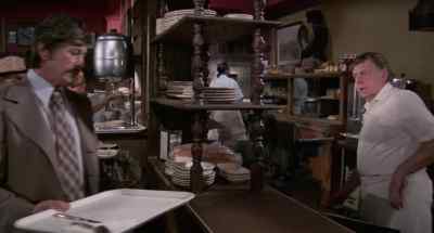 - Hey, Ray, what do you say?
- Hesh. - St. Ives