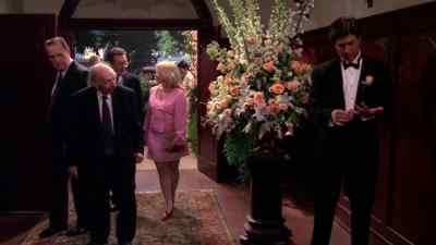 - Hey, raymond. - Everybody Loves Raymond