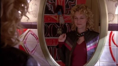 -Hey, you ready? Let's go.
-Yeah, just one second. - One Tree Hill
