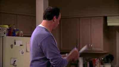 - Hey, robert. - Everybody Loves Raymond