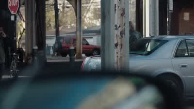 Hey, Ross is on foot. - Chicago P.D.