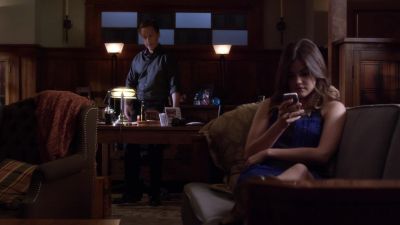 HEY. - Pretty Little Liars