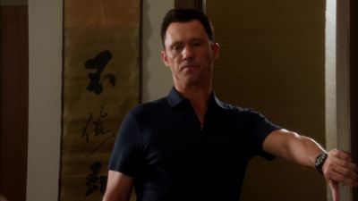 HEY. - Burn Notice