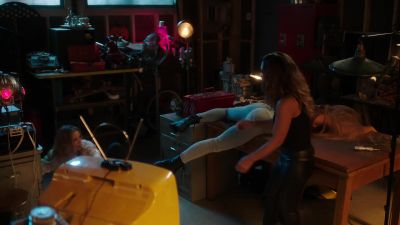Hey. - The Flash