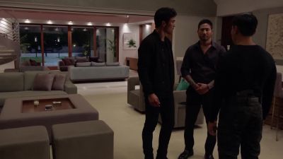 Hey. - Hawaii Five-O