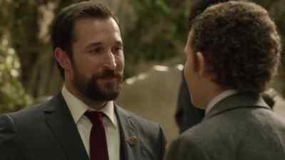 Hey. - Falling Skies