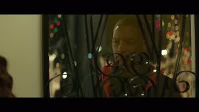 Hey. Hey. Uh, it's Christmas Eve. Mmm-hmm. And you're alone. By choice. Can I ruin that? - Collateral Beauty
