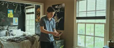 Hey. Have you seen CreekSecrets? There are six new confessions, all signed. Listen to this. "My pare - Love, Simon