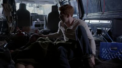 Hey. - Shameless