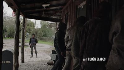 Hey! - Fear the Walking Dead
