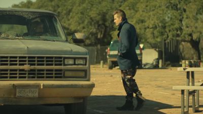 Hey. - Fear the Walking Dead