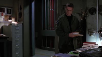 Hey. - Stargate SG-1