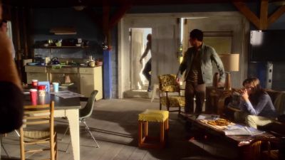 - Hey, Sam
- Yeah. - NCIS: Los Angeles