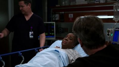 Hey, Sarah. - Chicago Med