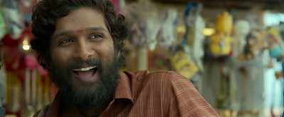Hey.. She is smiling at me too - Pushpa: The Rise