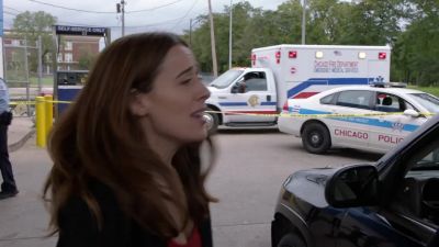 - Hey, she's alive!
She's alive over here! - Chicago Fire