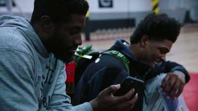 - Hey, Siri… Hey.
- Hey, Siri. - Destination NBA: A G League Odyssey