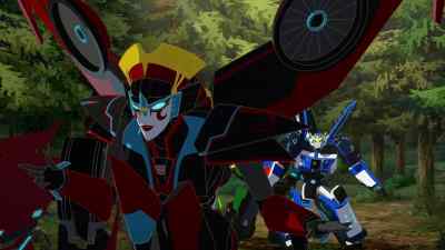 Hey, Slick, do you see that? - Transformers: Robots In Disguise