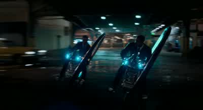 Hey slickIn the future we ever do the Texas two stepYes sir - Men in Black 3