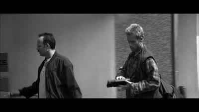 Hey, smile. - Memento