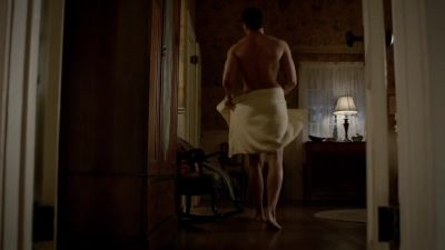 Hey, Sook, I'm starving.
What are you thinking for dinner? - True Blood