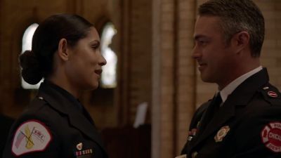 - Hey, Stella.
- Hi. - Chicago Fire