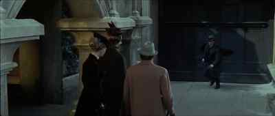 Hey... stop! - Dracula: Prince of Darkness