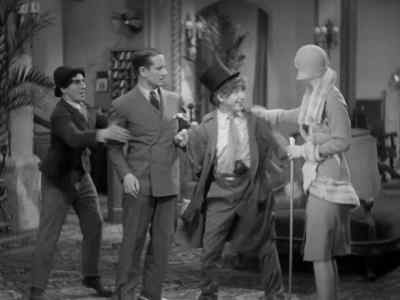 Hey, stop that. - The Cocoanuts