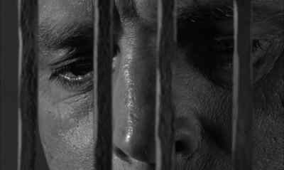 Hey, Stroud. Anything happen yet? - Birdman of Alcatraz