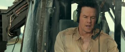Hey, Sully, I think your
girlfriend wants her boat back. - Uncharted