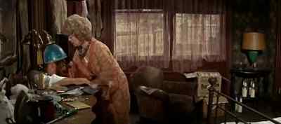 Hey, take it easy. - The Carpetbaggers