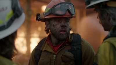 Hey, thank you for
saving me and my kids. - Fire Country