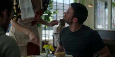 - Hey, thanks, babe.
- That is spinach and gruyere - I Want You Back