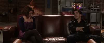 Hey, thanks for staying and helping me clean up. - He's Just Not That Into You