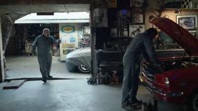 Hey, that's my car. - Angels Fallen: Warriors of Peace